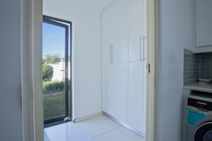 5 Bedroom Property for Sale in Big Bay Western Cape